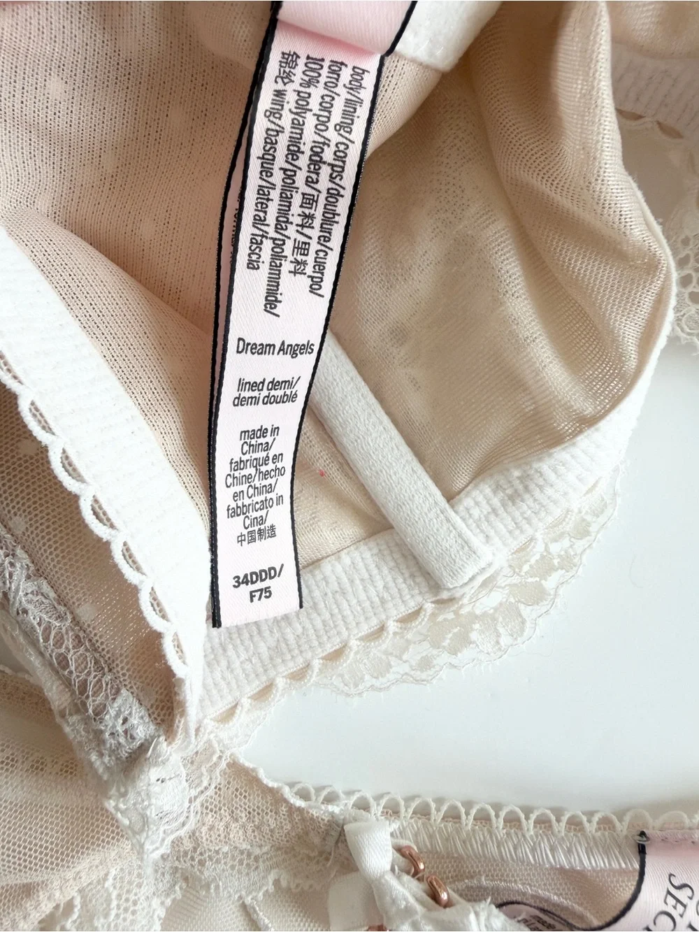 34DDD MEDIUM Victoria’s Secret 3PCS bridal bra set garter belt thong panties